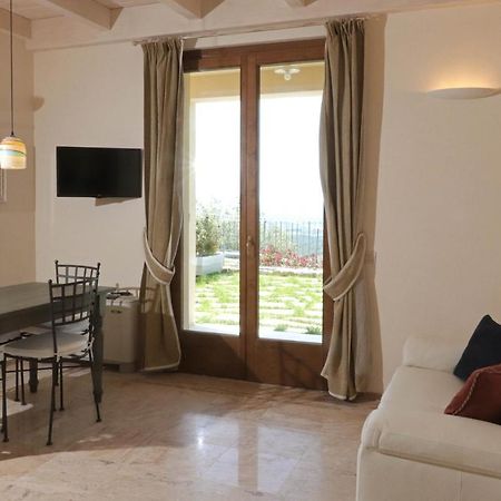 Casa Vacanze Squarcialupi Кастелина ин Кианти Екстериор снимка