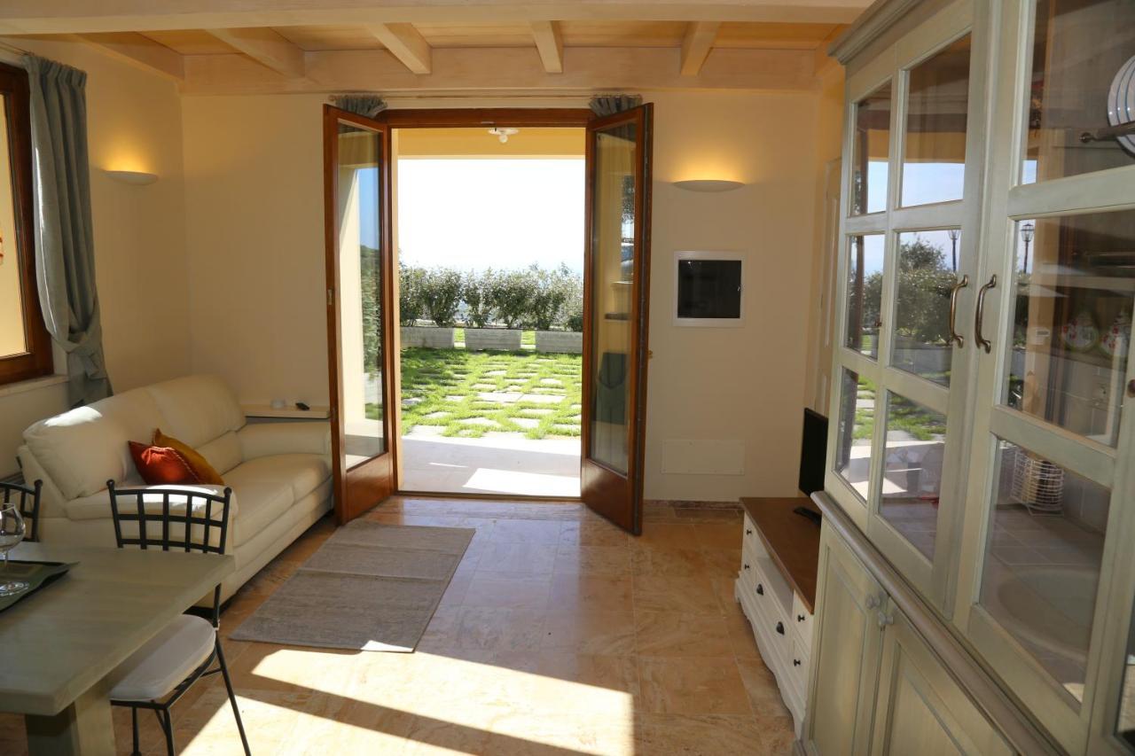 Casa Vacanze Squarcialupi Кастелина ин Кианти Екстериор снимка