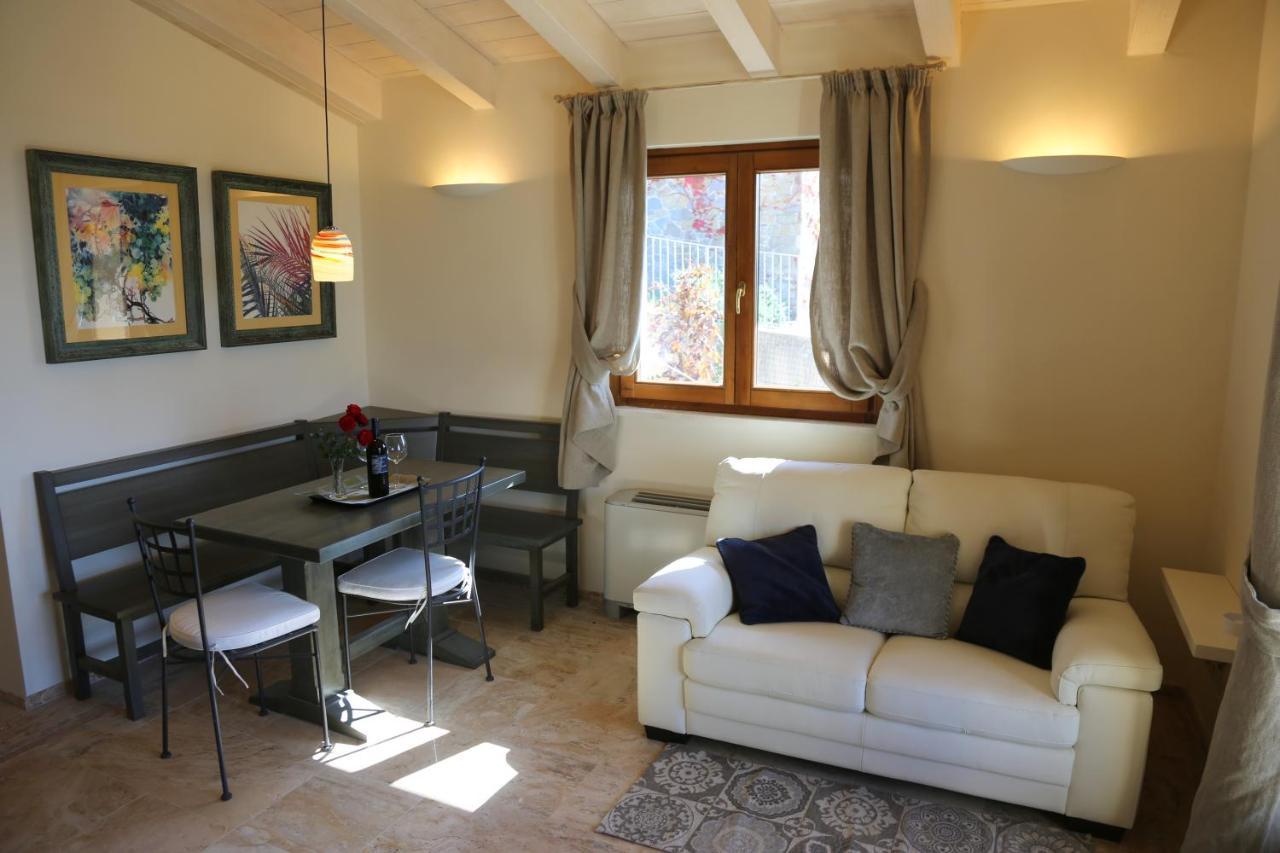 Casa Vacanze Squarcialupi Кастелина ин Кианти Екстериор снимка