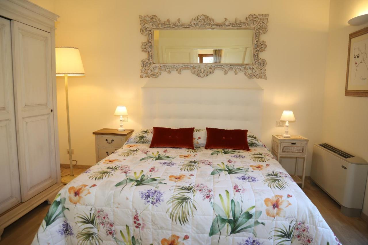 Casa Vacanze Squarcialupi Кастелина ин Кианти Екстериор снимка