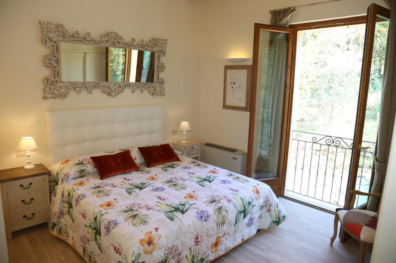 Casa Vacanze Squarcialupi Кастелина ин Кианти Екстериор снимка
