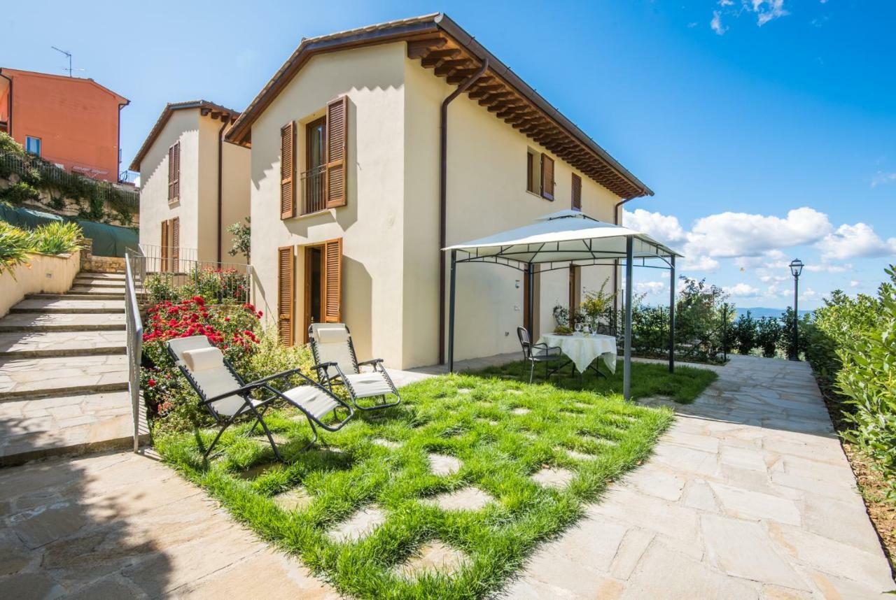 Casa Vacanze Squarcialupi Кастелина ин Кианти Екстериор снимка