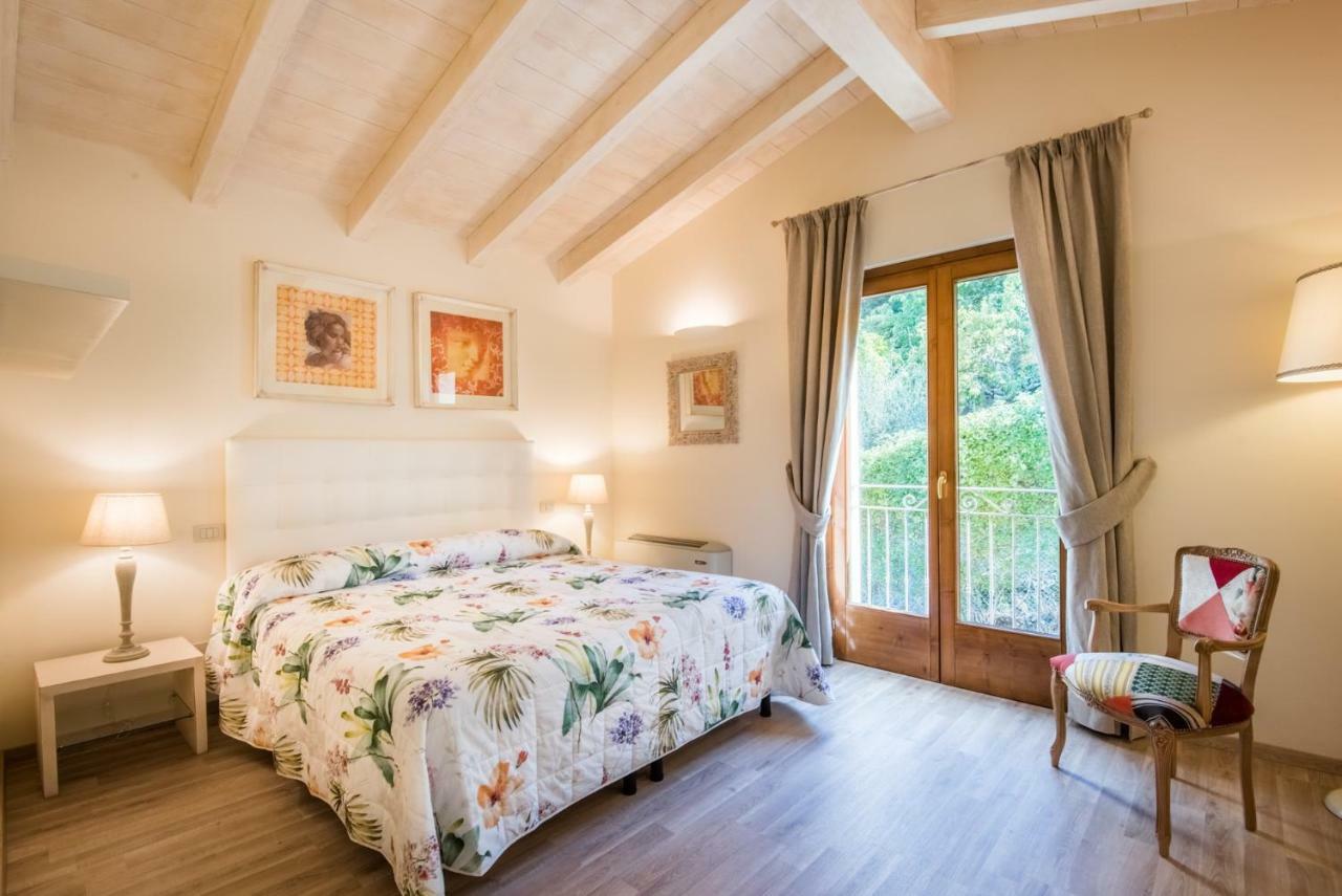Casa Vacanze Squarcialupi Кастелина ин Кианти Екстериор снимка