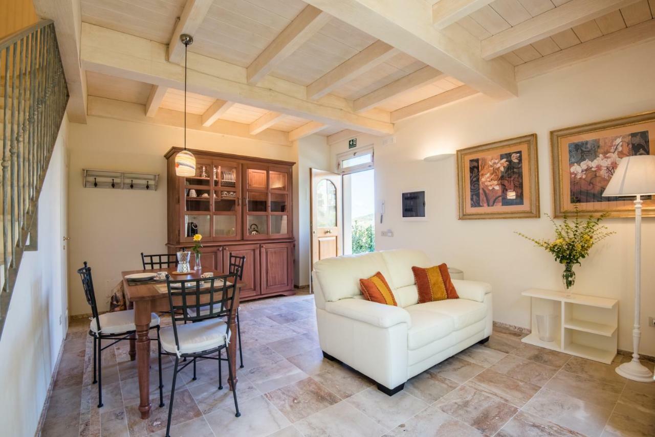 Casa Vacanze Squarcialupi Кастелина ин Кианти Екстериор снимка