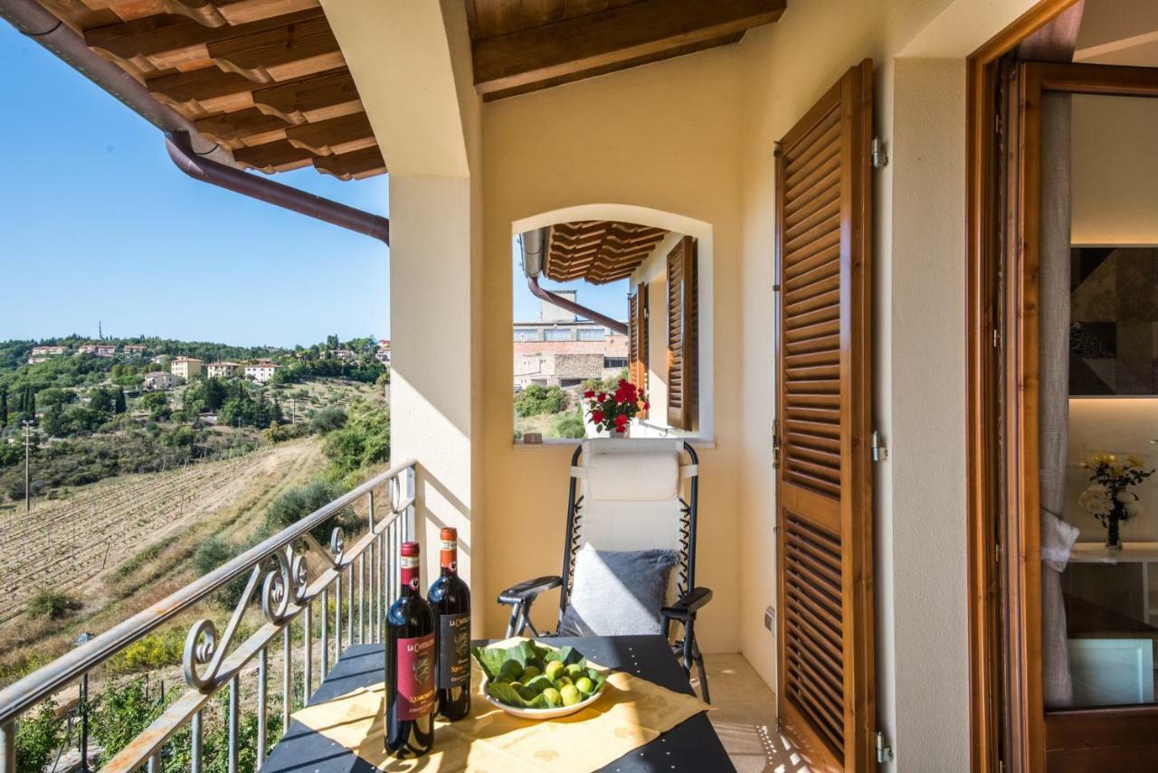 Casa Vacanze Squarcialupi Кастелина ин Кианти Екстериор снимка
